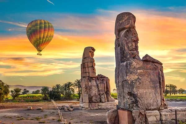 From Marsa Alam : Luxor Overnight Tour and Hot Air Balloon Ride