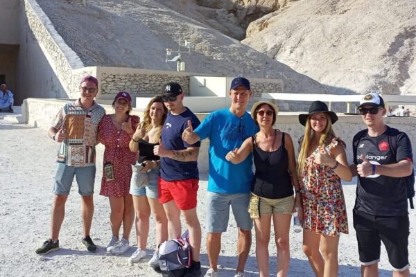 Luxor and Valley of the Kings by bus