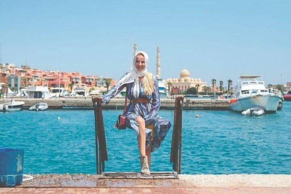 Hurghada City Tour, Mosque Visit & Handicraft Shopping